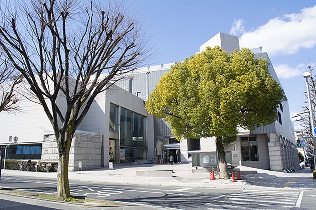 岡山県立美術館