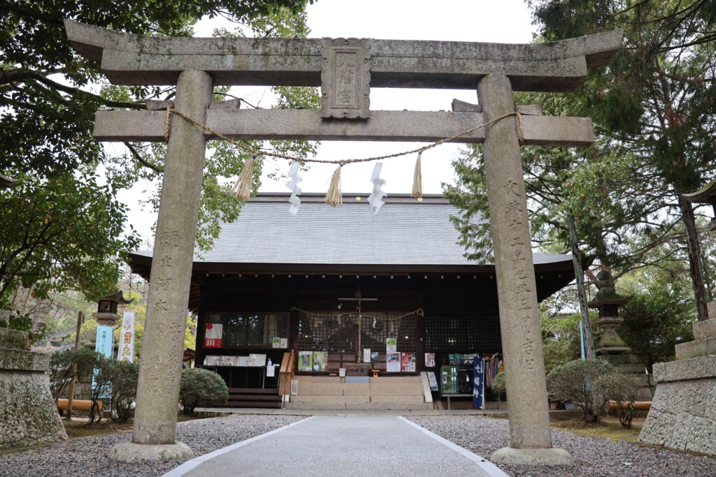 窪八幡宮