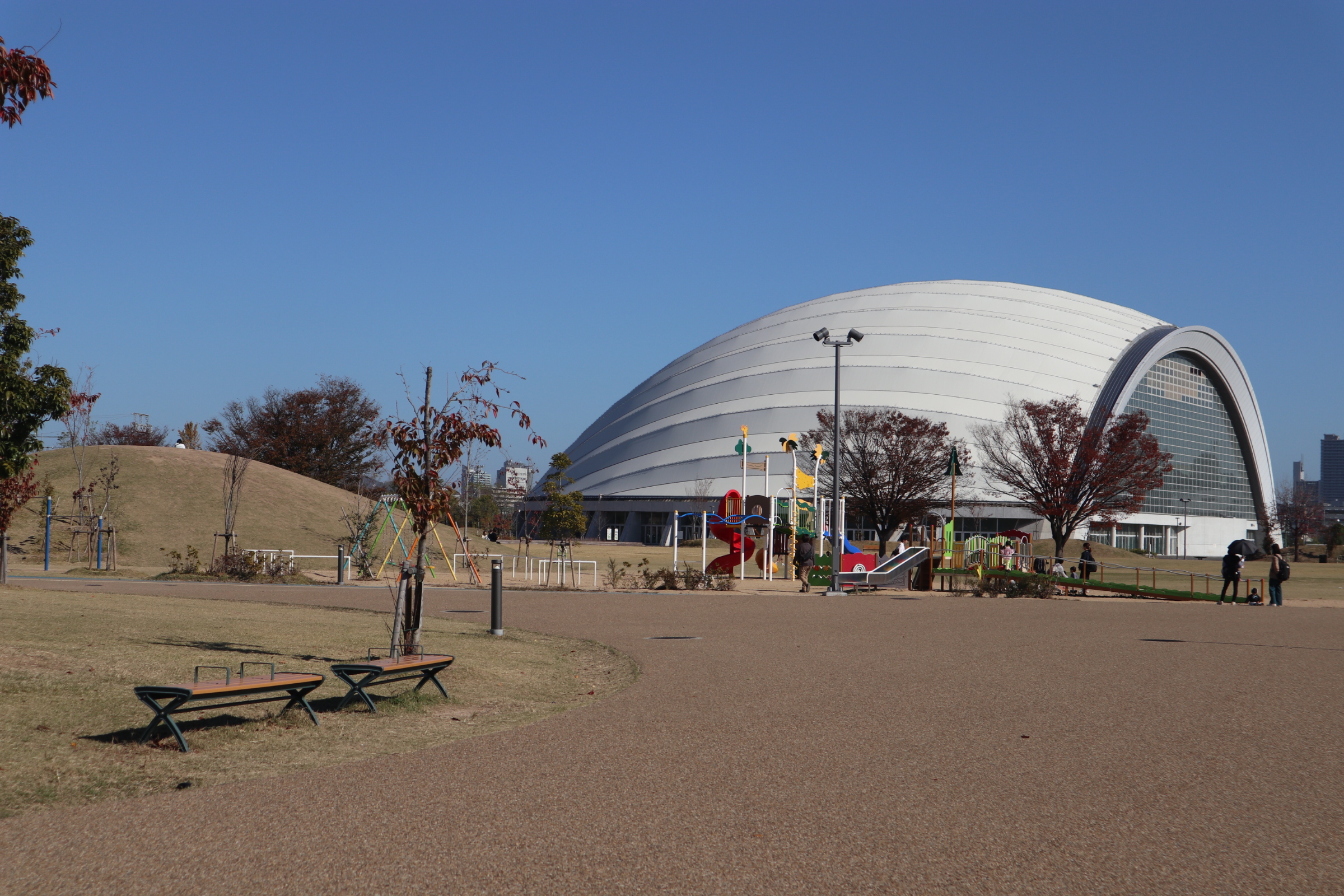 愛知の山P 遊びも散歩も買い物も！「北長瀬未来ふれあい総合公園」 | 【公式