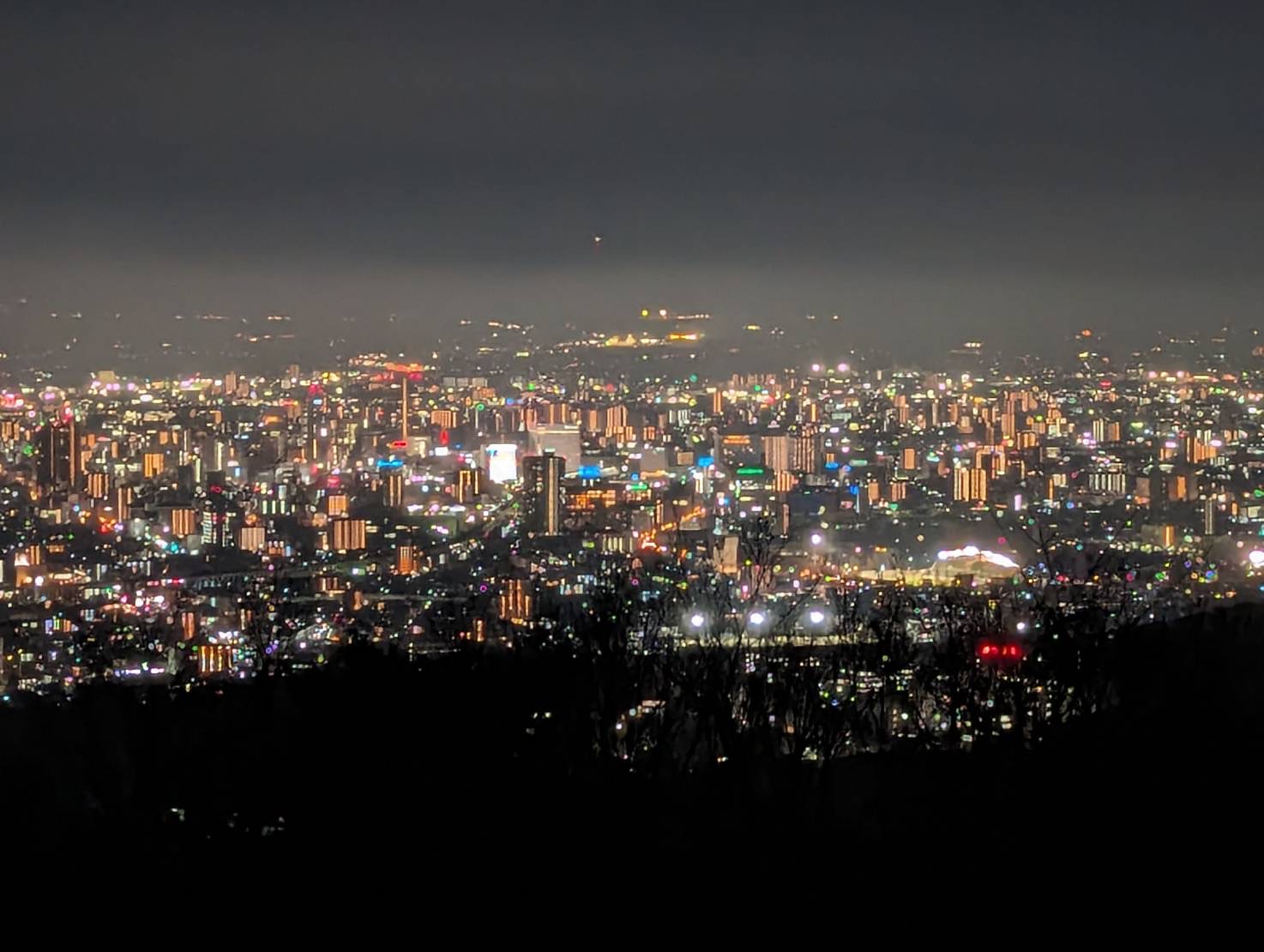 岡山市街地の夜景を一望！ 笠井山展望台