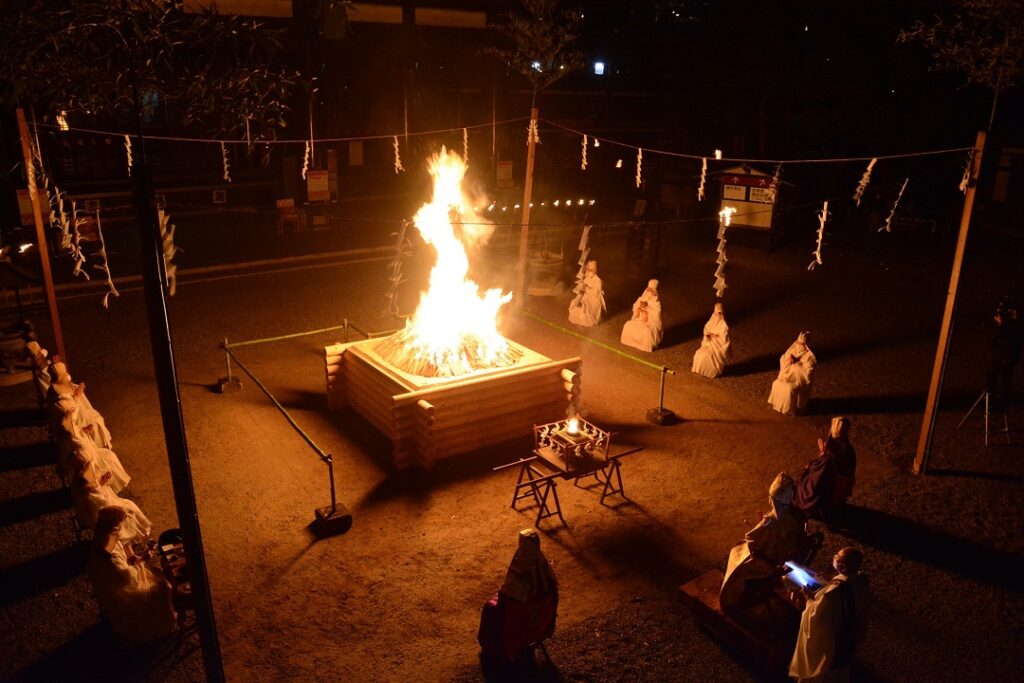 お火たき大祭