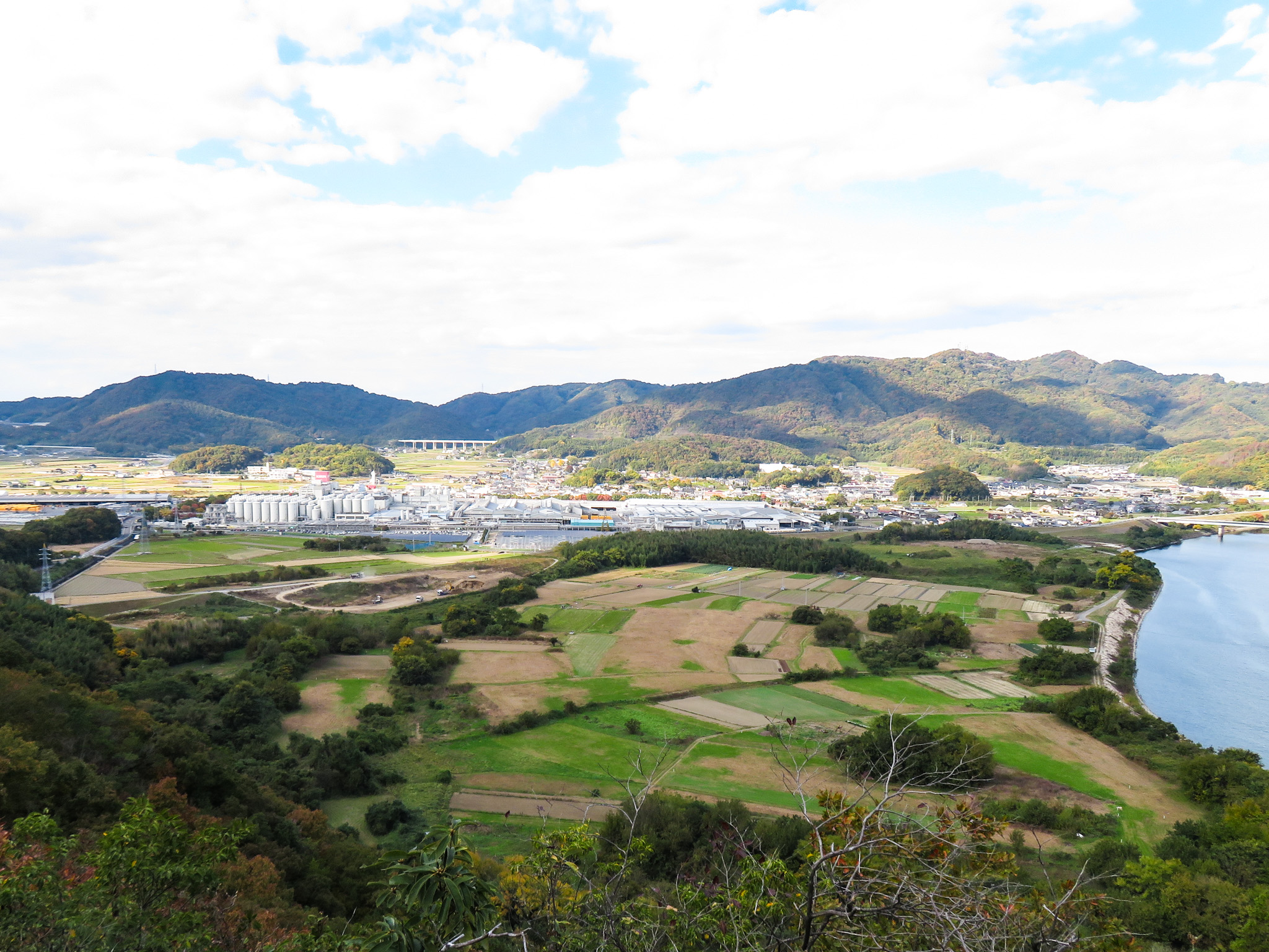 万富（まんとみ）特集（前編） 〜歴史的に重要な史跡と吉井川の恵みが育む自然と産業が調和した町～