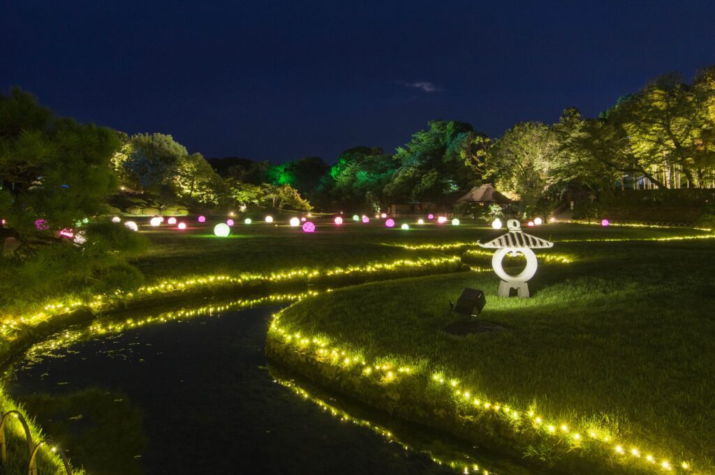 夜間特別開園　夏の幻想庭園