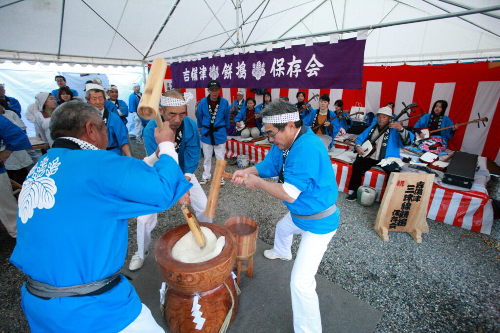 吉備津の三味線餅搗き